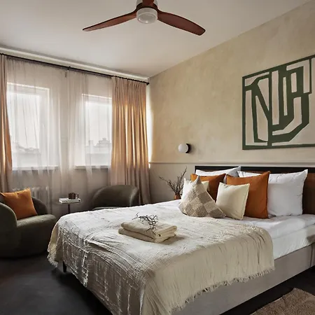 아파트 Nafenna 2-bedroom In Old Town *