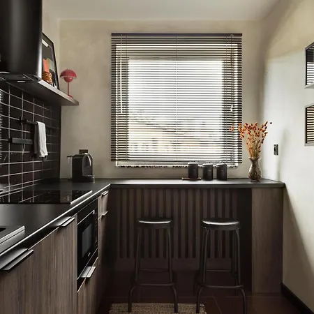 Nafenna 2-bedroom In Old Town