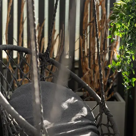 Nafenna 2-bedroom In Old Town *